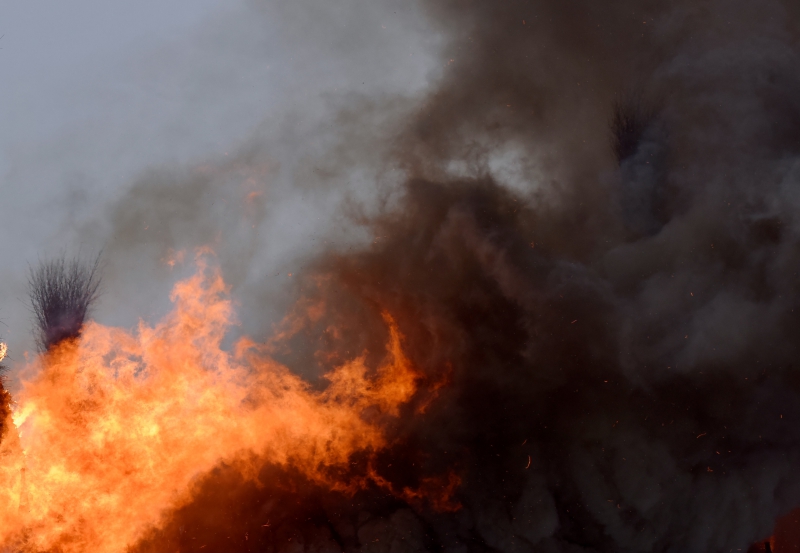 Губернатор Краснодарского края опроверг эвакуацию жителей посёлка Волна из-за пожара