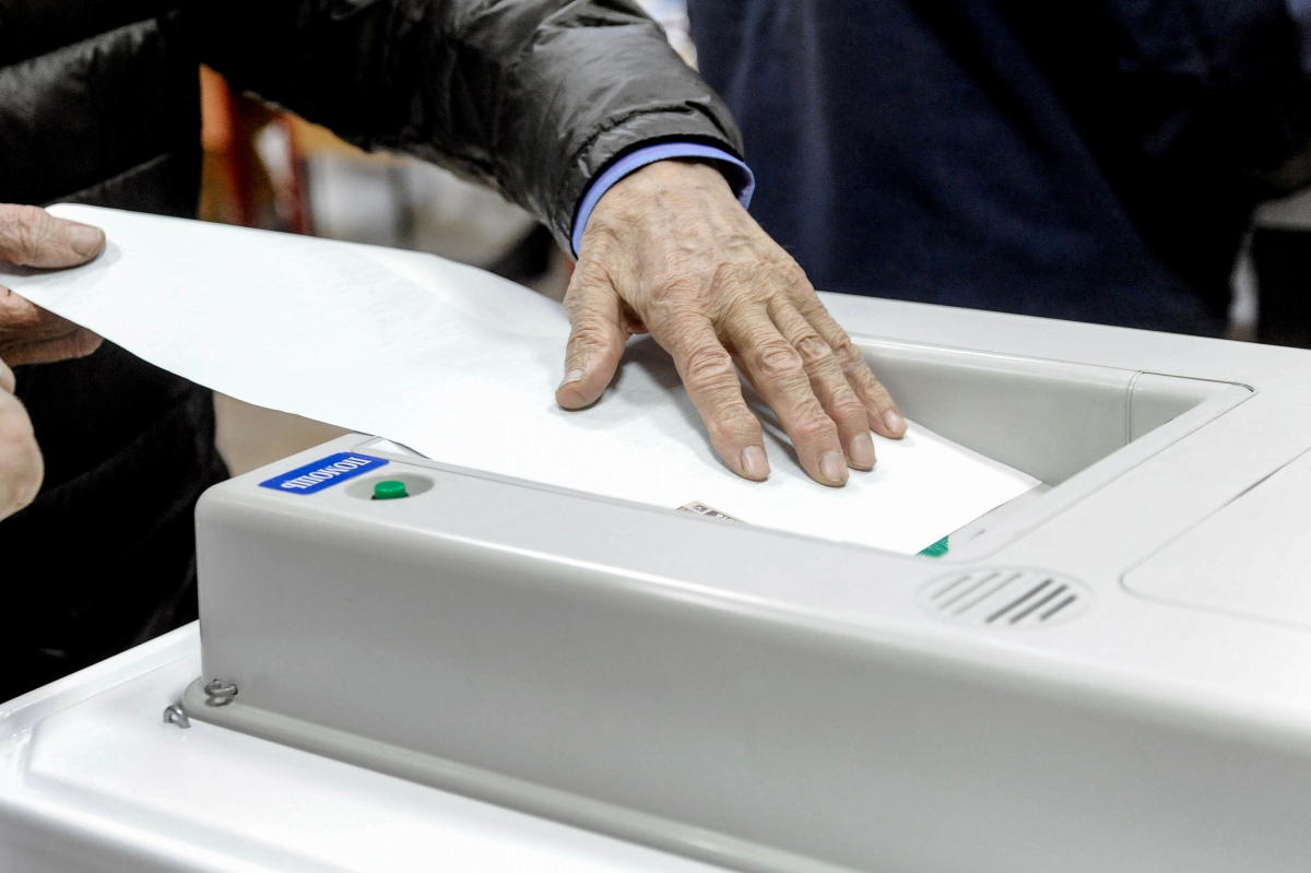 Голосование. Фото: Дарья Ильина © REX