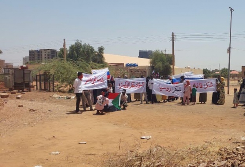 На митинге в Судане