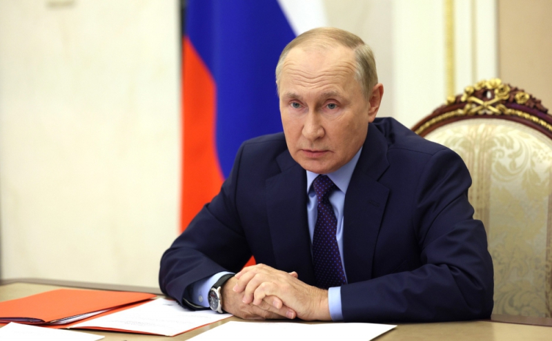 Путин пообещал продлить выплату в 450 тыс. многодетным для погашения ипотеки