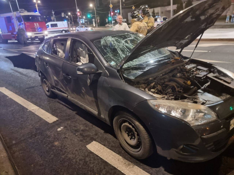 Взорванный автомобиль в Белгороде. Фото: shot