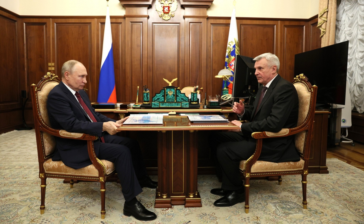 Путин поддержал желание губернатора Магаданской области избраться на новый срок
