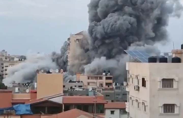 Ракетный удар Израиля по сектору Газа. Скриншот видео