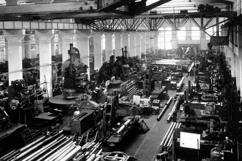Цех по производству орудийных стволов немецкого завода Рейнметалл–Борзинг (Rheinmetall-Borsig) накануне войны