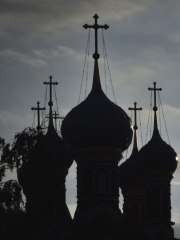 В Дагестане после терактов обносят оградой территорию православного храма в Каспийске