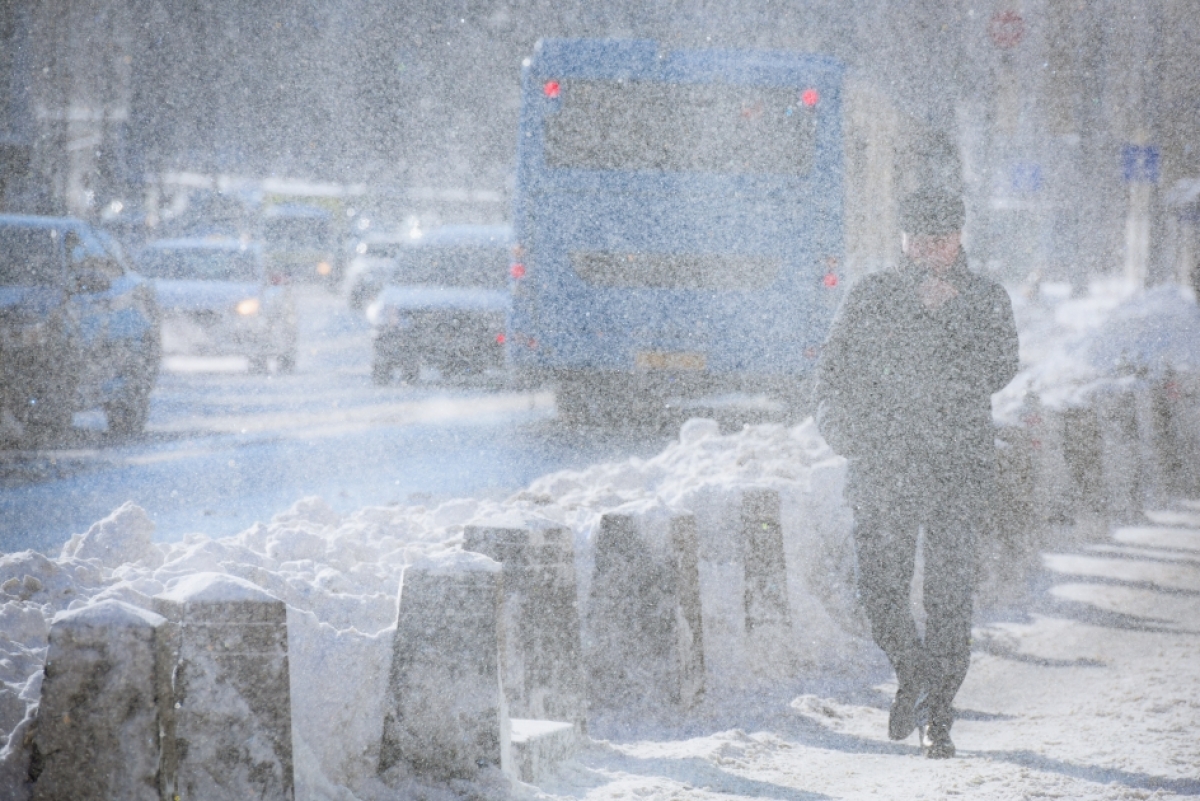 На Свердловскую область обрушился аномальный снегопад