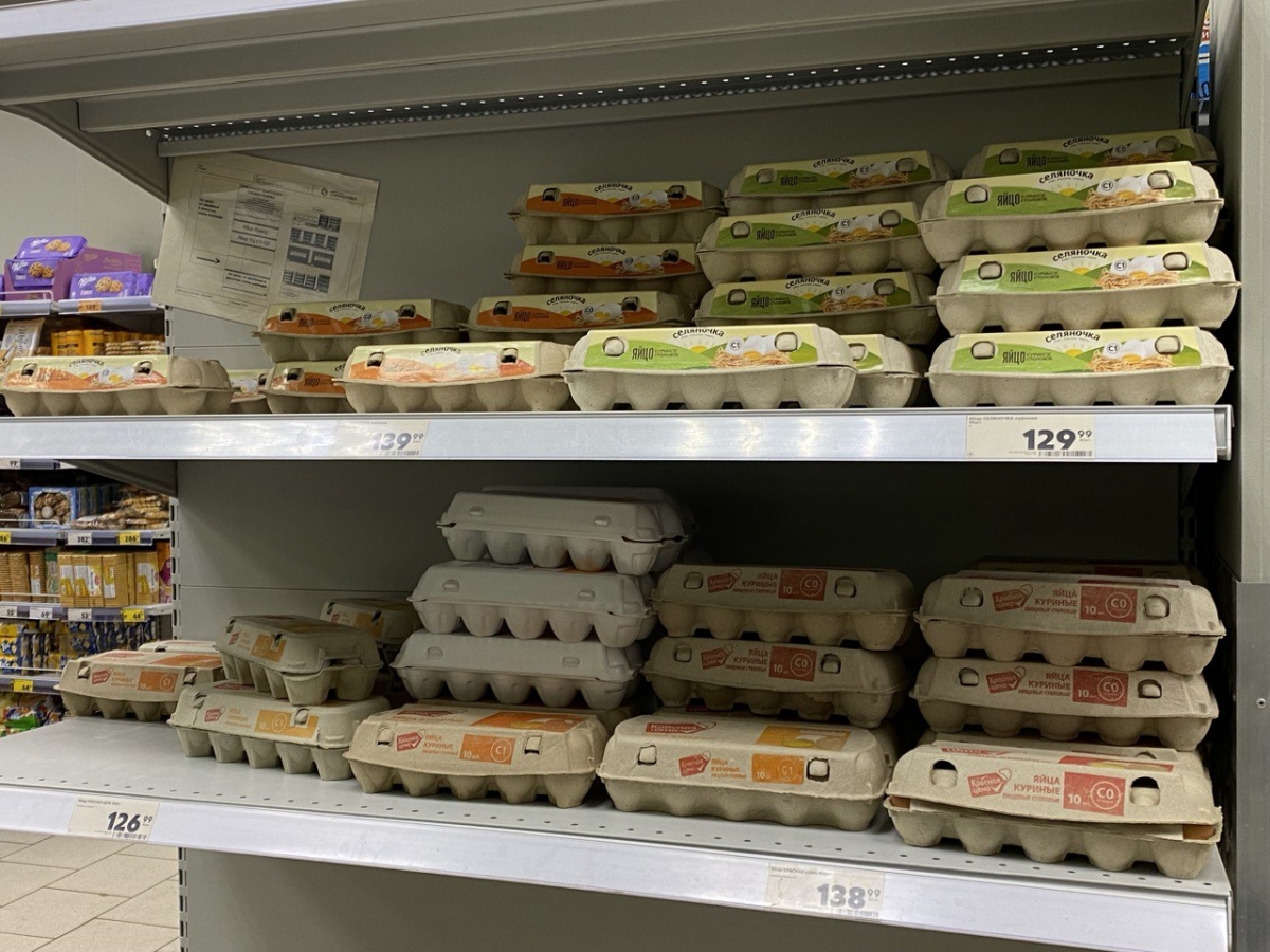 В Воронеже цены на яйца приближаются к 140 рублям за десяток. Фото: Яйца. Фото: Зоя Емельянова © REX
