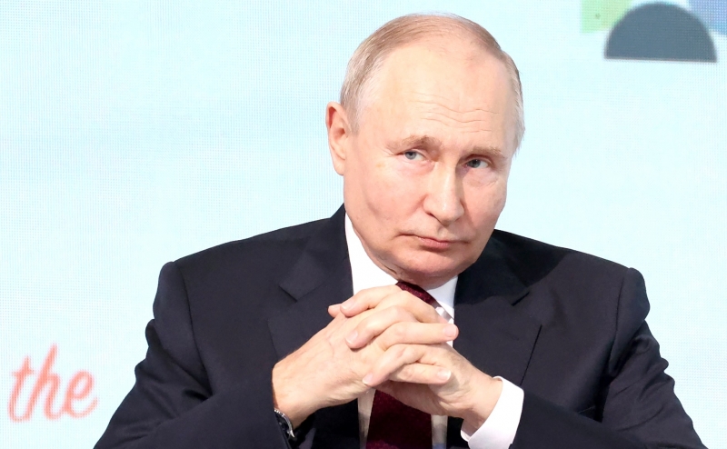 Американский журналист заявил, что Путин дал интервью Карлсону