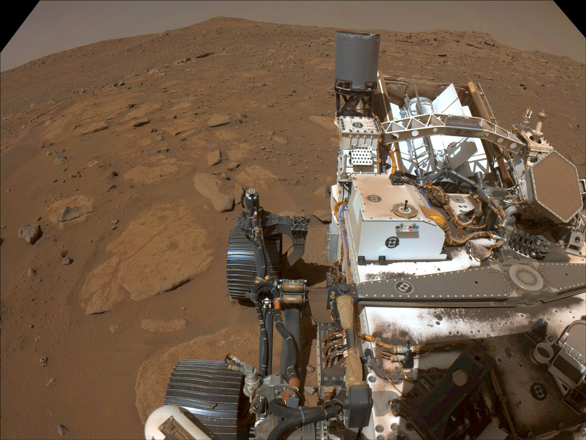 На Марсе нашли древнее озеро