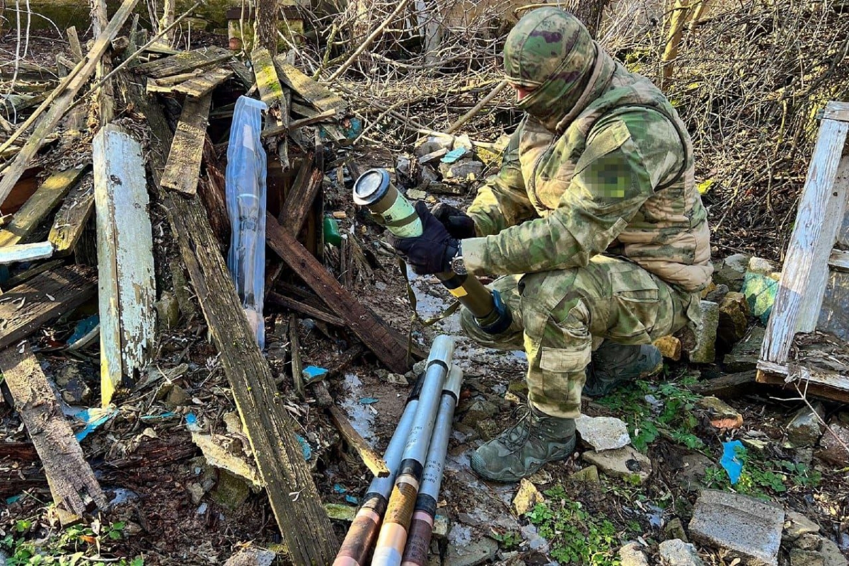 Схрон националистов с авиационными ракетами обнаружен в ДНР