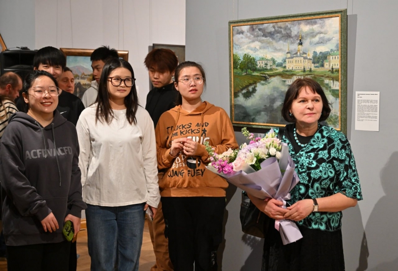 В калужском музее открылась выставка «Россия - Китай. Без перевода»