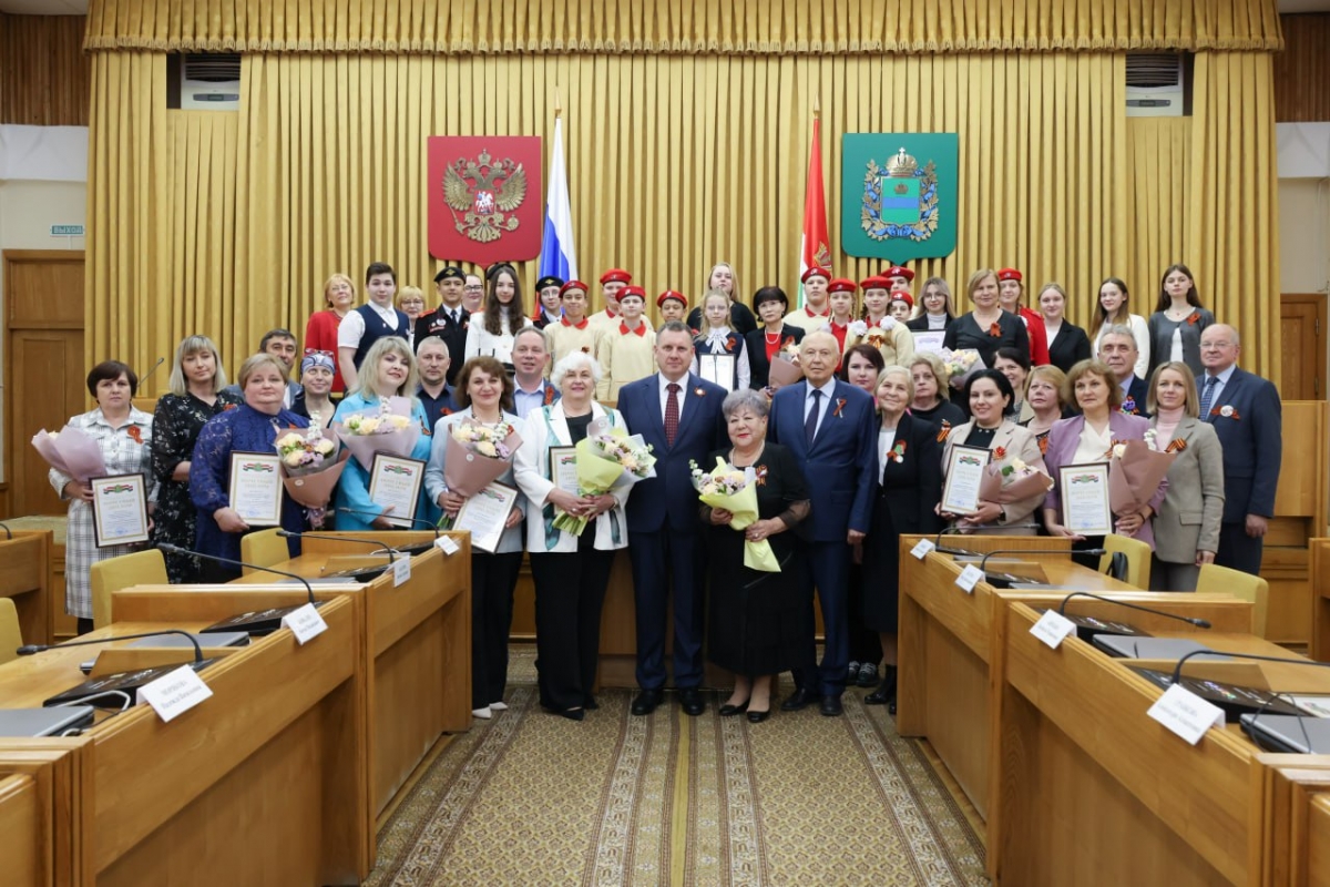 В Калужской области наградили победителей конкурса «Лучший школьный музей воинской славы»