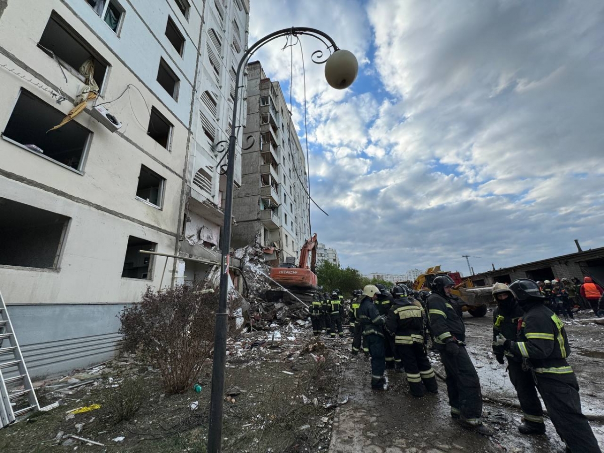 Тела 13 человек извлекли из-под завалов дома в Белгороде